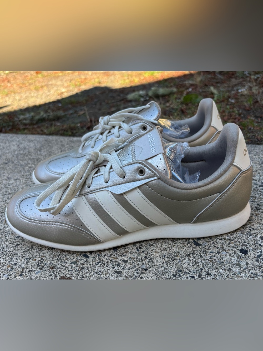 Adidas Women’s Metallic Silver White Classic Sneakers Size 8